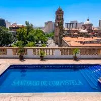 Hotel Santiago De Compostela - Guadalajara Centro Historico,瓜達拉哈拉的飯店