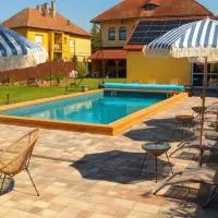 Viesnīca Pearl Home pilsētā Bekeščaba