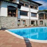 Glicine, hotel a Carlazzo