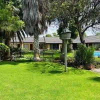 Etela Batho Guest House, hotel di Mahikeng
