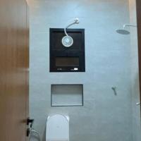 شقق عصرية مفروشة ومجهزة بالكامل في صلالة صحنوت قريبه من دوار المعمورة اول ساكن, hotel i Salalah