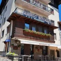 Albergo Ristorante Sciatori, מלון בפיאבפלאגו