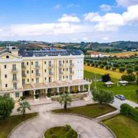 SantʼEgidio alla Vibrata में, होटल HOTEL CONCORDE