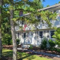 Pine & Harbor Homestay - Near Cape Cod, ξενοδοχείο σε Wareham