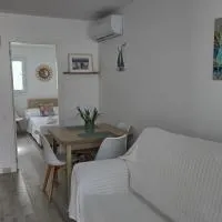 Siesta 10 Apartamento en Bungalow-1ª Línea Oropesa, отель в Оропеса-дель-Мар