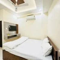 Viesnīca Hotel Prime Residency - just 400m from airport pilsētā Rānčī