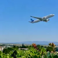 Airport Hotel Apartments, hotel sa Tbilisi City