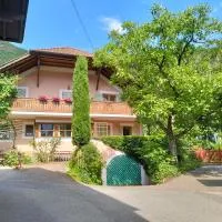 Haus Tinkhauser, hotel em Vilpiano