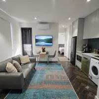 Modern 1BR Retreat Free Parking & WiFi، فندق في Phillip