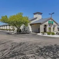 Youngstown में, होटल Quality Inn Austintown-Youngstown West