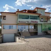 Villa Molika Apartments & Restaurant, hôtel à Bitola