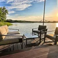 Water Hideout - Floating Secret Spots in Mazury – hotel w mieście Wojnowo