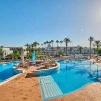 Grupotel Mar de Menorca, hotel din Es Canutells