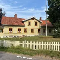 Eskilolsgårds pigkammare, hotel a Tjärby