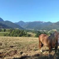 Une pause au pied des Pyrénées, хотел в Asson