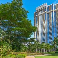 Honolulu में, होटल Ocean-Sunset Views Designer Condo at The Watermark wGreat Building Amenities