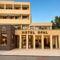 HOTEL OPAL Zalau, hotel sa Zalău