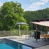 Landhaus Pool and Relax, Hotel in Bruck an der Mur