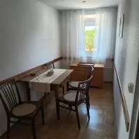 Haus der Sonne Apartment, хотел в Blaufelden