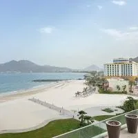 Luxury 2BR Khorfakkan Resort with Beach Access, ξενοδοχείο σε Khor Fakkan
