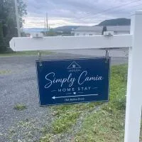 Simply Camia- Self Check in 1 Bedroom Basement, ξενοδοχείο σε Clarenville