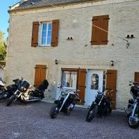 Gite chez Corinne et Marc, hotel em Rots