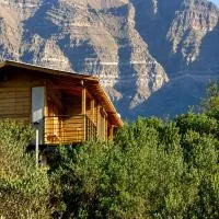 Refugio Cordillera Flora endógena Bosque Esclerófilo, готель у місті Сан-Хосе-де-Майпо
