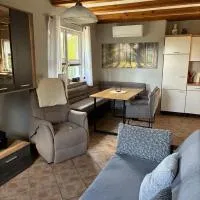 Idyllisches Ferienhaus im Grünen mit viel Platz, hotel a Weida