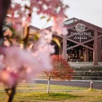 DoubleTree By Hilton Jiaxing, hotelli kohteessa Jiaxing