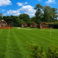 Southwell Retreat Glamping Pods, hotel in Southwell