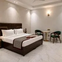 Hotel Brothers Near Tau Devi Lal Stadium, hotel em Panchkula