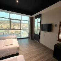 فندق قصر الكادي, hotel a An Nikāshah