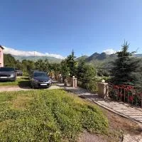 Yeghevnut Hotel, hotel em Goris