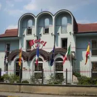 J Hotel, hotell i Orbassano