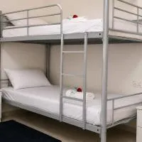 MBZ - Boutique Bed Space, hotel en Muşaffaḩ