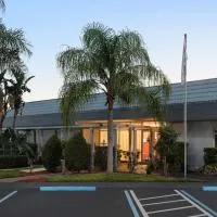 Ramada by Wyndham Cocoa, hotel di Cocoa