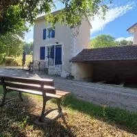 La Petite Maison du Lavoir, hotel en Courcelles-sous-Châtenois