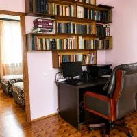 Adams Rest House, hotel u gradu Yeghegnadzor