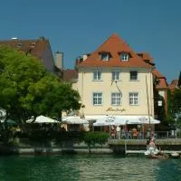Hotel Strandcafé Dischinger, hotel sa Überlingen