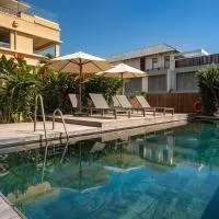 NEW Beachfront 3-bedrooms Apartment in Tamarin, Ocean Legend, готель у місті Тамарін