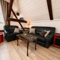 Apartament Jeleń w Smokingu, hotel em Sułów