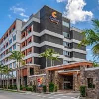 Comfort Suites Fort Lauderdale Airport & Cruise Port, ξενοδοχείο σε Dania Beach