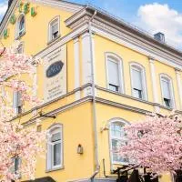 Hotel Royal I Easy Self Check-in, отель в городе Betzdorf
