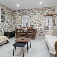 Summerstone Cottage - Very high speed wifi - ideal for remote work, hotel u gradu 'Aliveri'