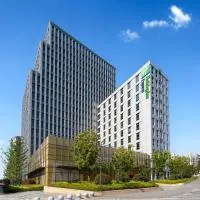 Holiday Inn Express Changfeng Park: Şanghay'da bir otel