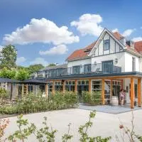 Romantik Badhotel Renesse, viešbutis mieste Renesė