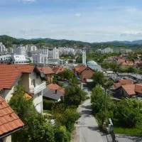 MENSA apartmani, ξενοδοχείο σε Ši Selo