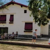 Gîte familial Gers 12 pers, ξενοδοχείο σε Fleurance