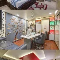 Hotel Karan Holidays Near Pitampura Metro Station, hotel u gradu Nju Delhi