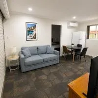 JT Homes Cosy Private 1-Bedroom Stay – hotel w mieście Karratha